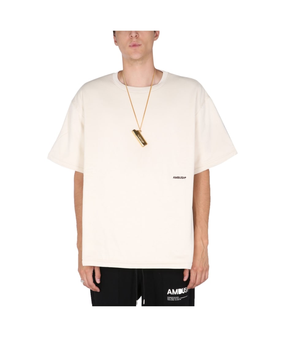 Tシャツ・カットソー AMBUSH PADDED T-SHIRT WITH EMBROIDERED LOGO AMBUSH Padded T-shirt With Embroidered Logo | italist