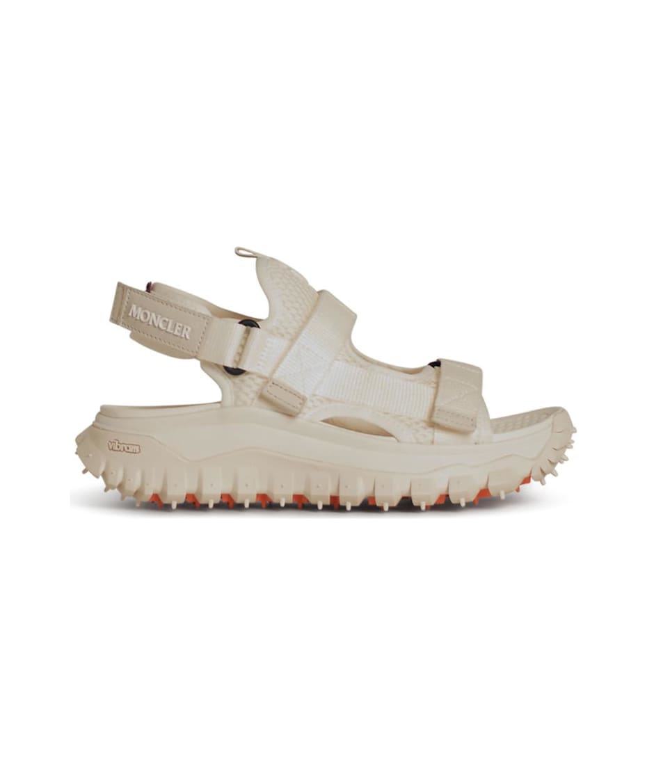 【送料&関税込】Moncler trailgrip Ivory Mesh Sandals Moncler 'trailgrip' Ivory Mesh Sandals | italist