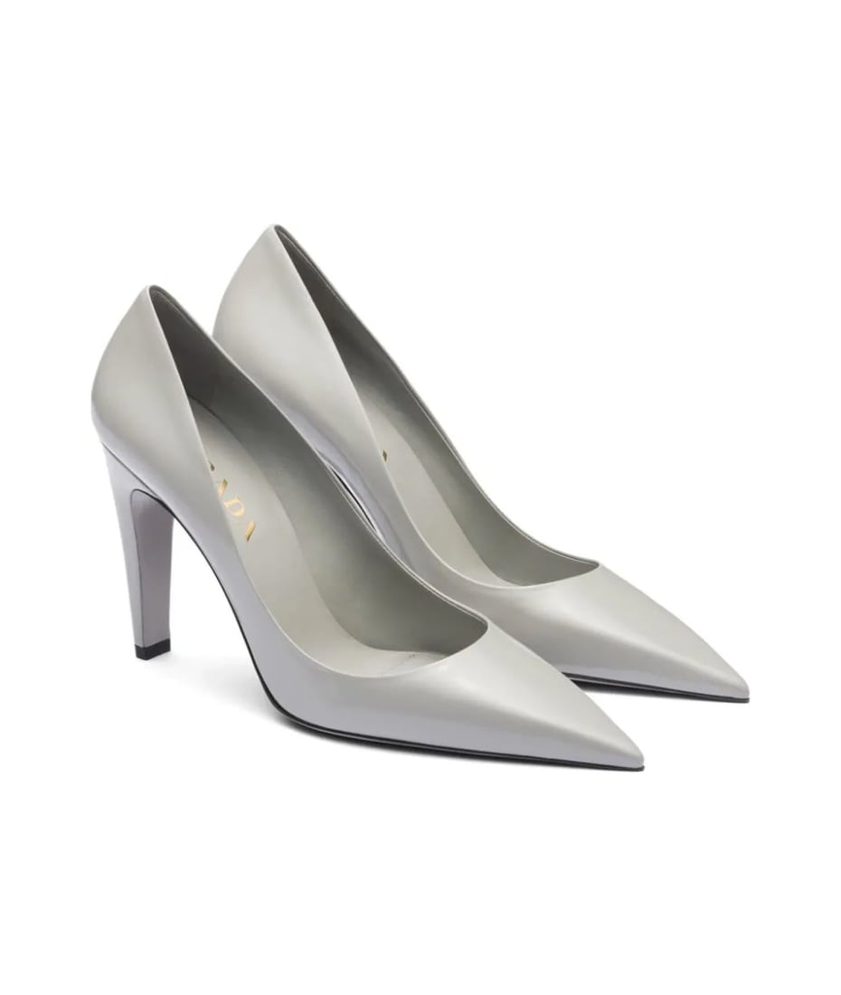 パンプス PRADA LOGO-DETAILED BRUSHED LEATHER PUMPS Prada 100mm brushed-leather Pumps | Black | FARFETCH