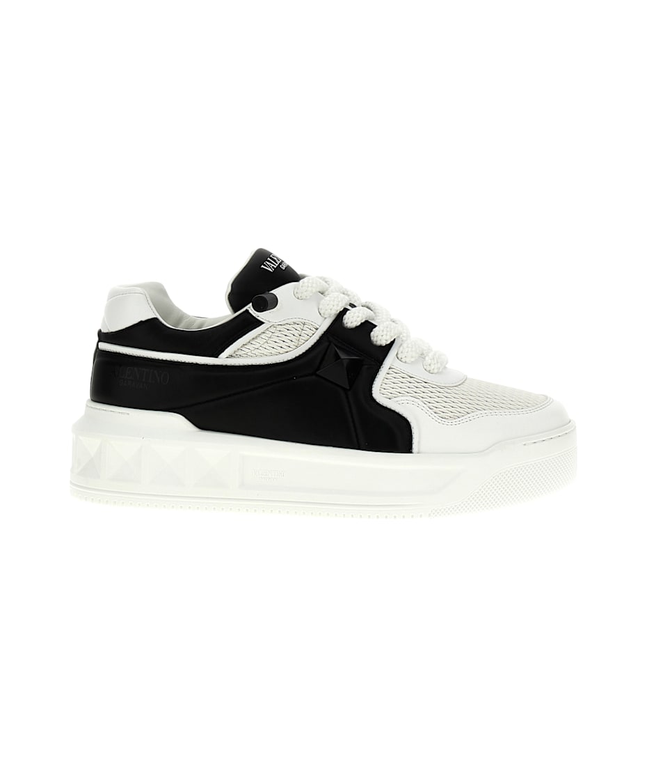 【関税込み】Valentino Garavani 'One Stud XL' sneakers 19184380_42181812_600.jpg