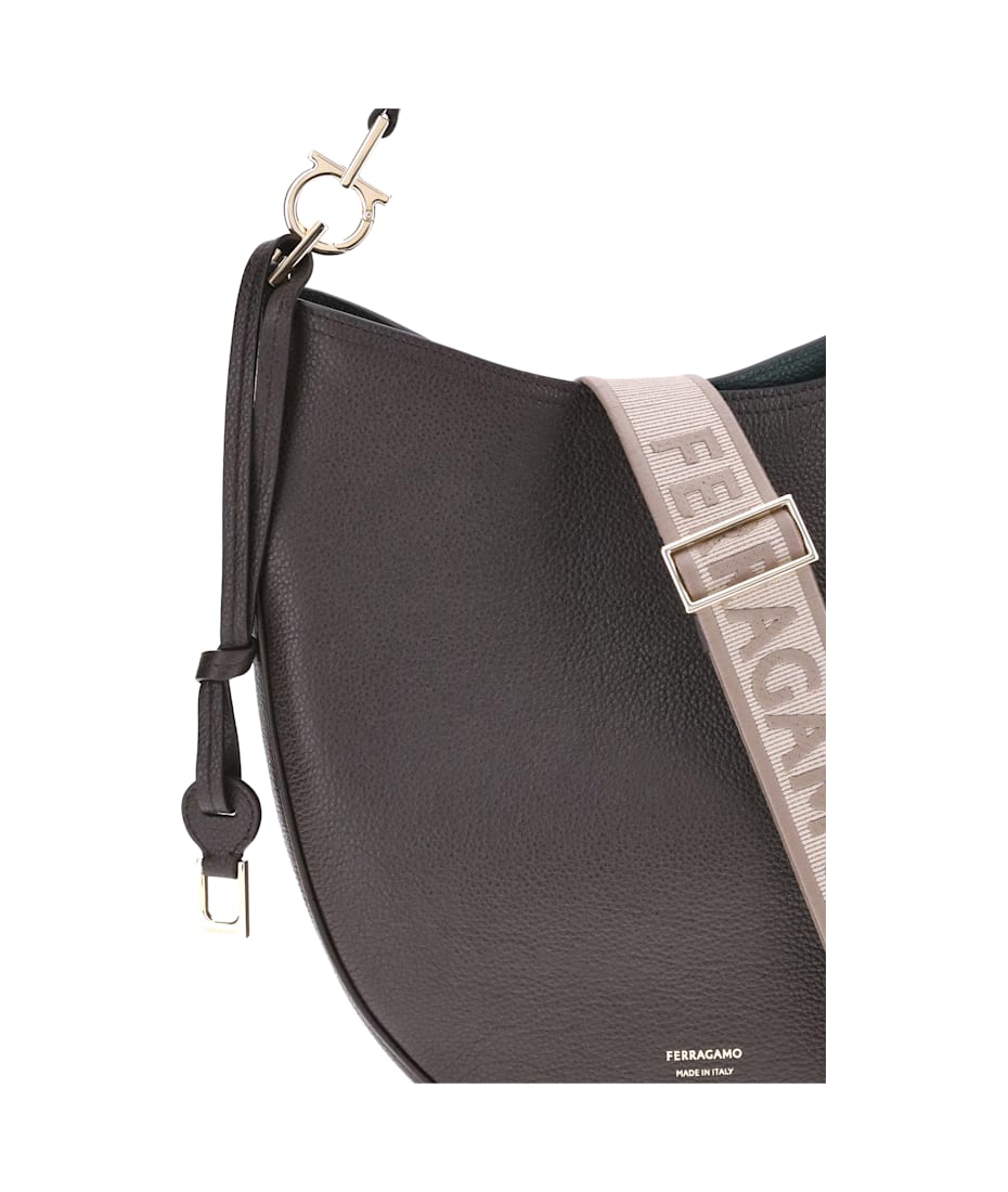【VIP価格】FERRAGAMO North-South Shoulder Bag Ferragamo North-south Shoulder Bag | italist