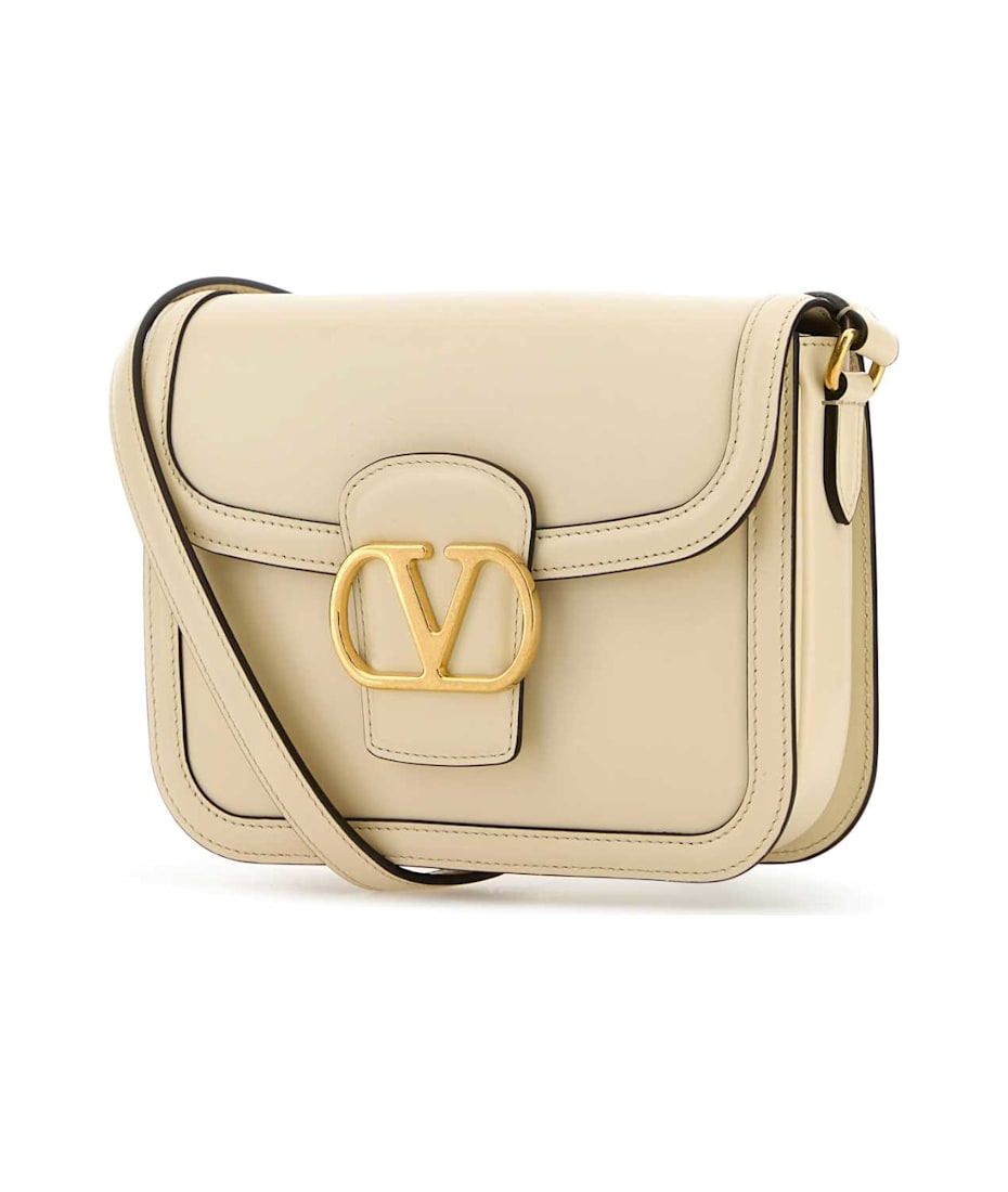 ショルダーバッグ・ポシェット Valentino Garavani Ivory Leather 9To5 Shoulder Bag Valentino Garavani Ivory Leather 9to5 Shoulder Bag | italist