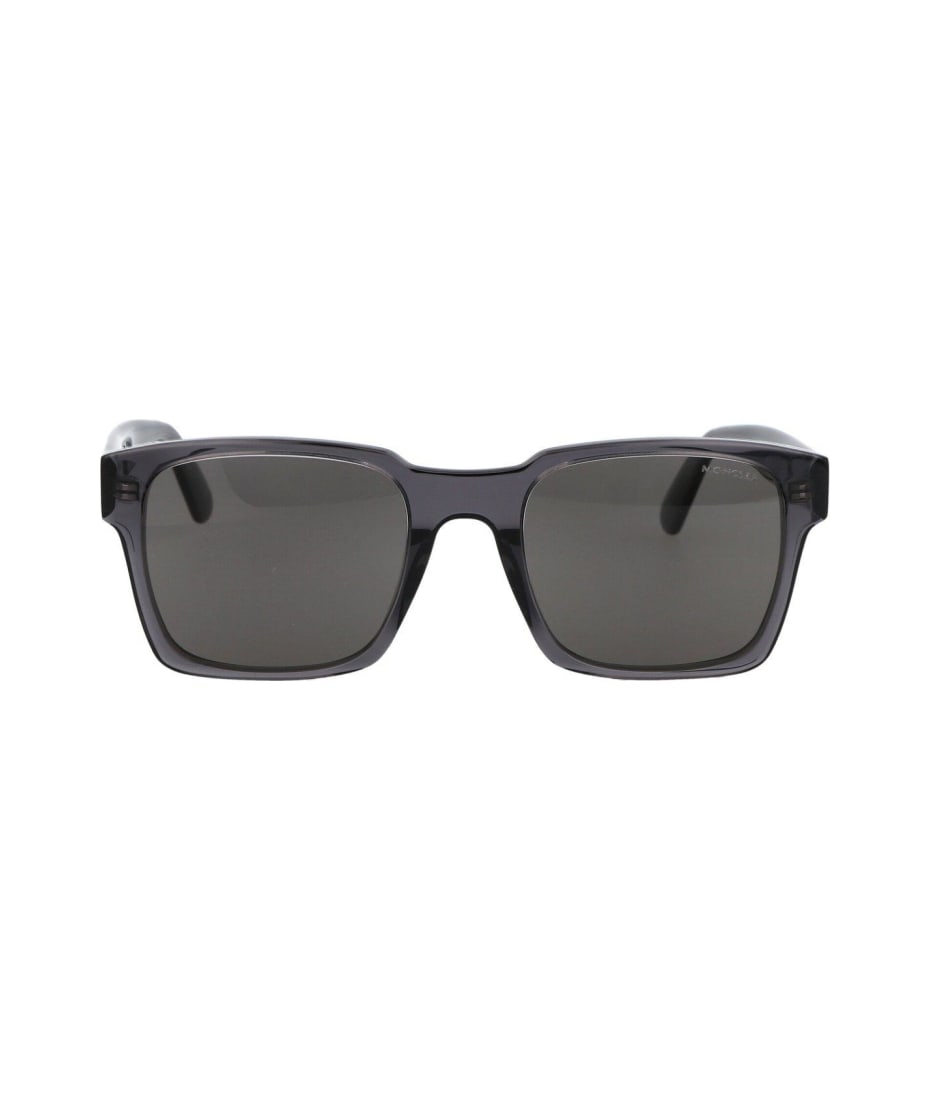 【送料&関税込】Moncler Square Frame Sunglasses - Unisex Moncler Square Frame Sunglasses | italist