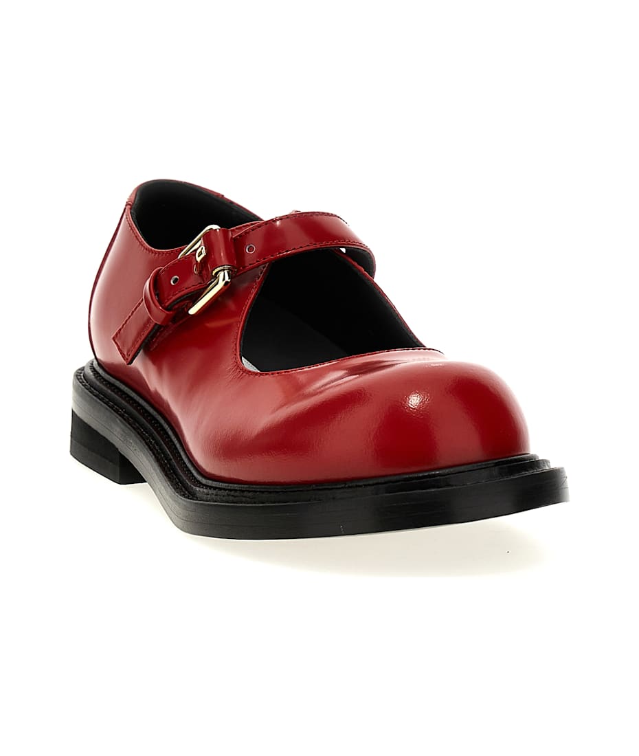 【関税＆送料込み】Moschino Mary Jane 'Olivia' Moschino Mary jane 'olivia' available on julian-fashion.com