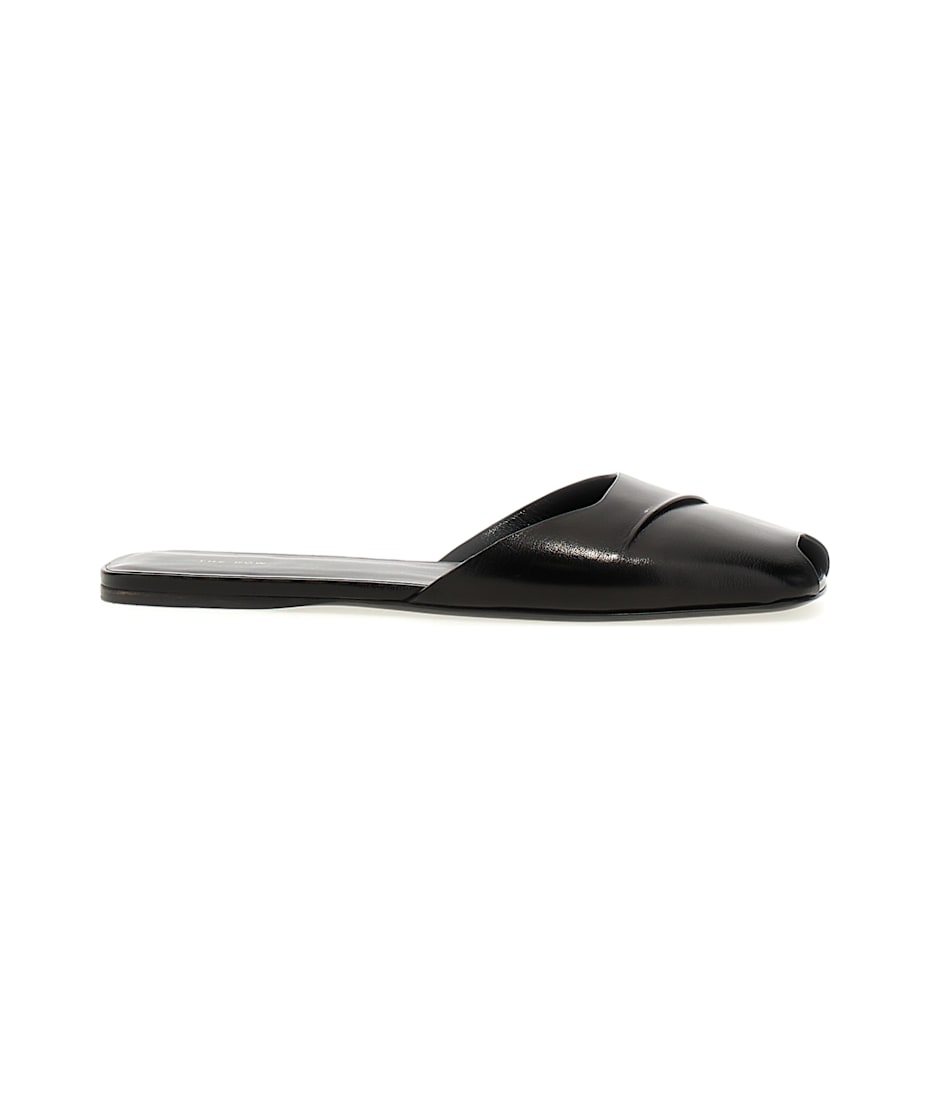 【関税込み】the row MILLA FLAT' SANDALS The Row Milla Flat Sandals | Black | FARFETCH