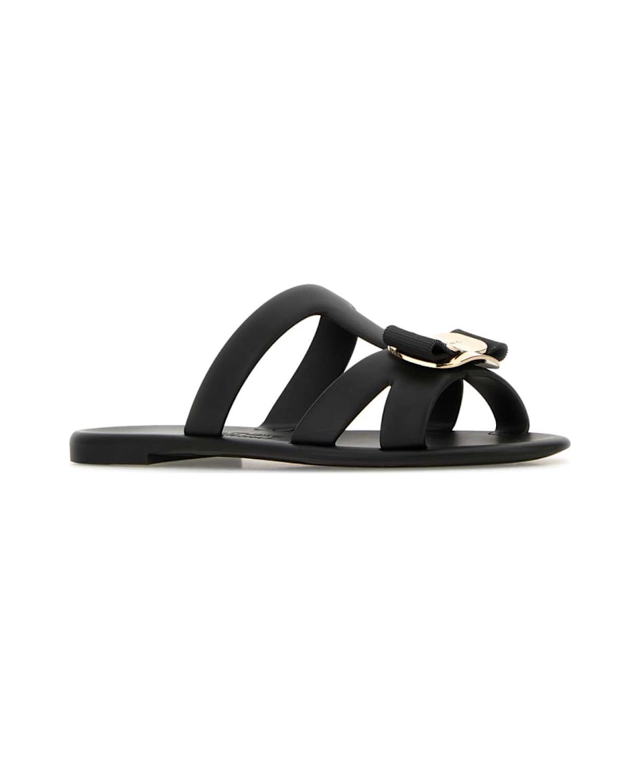 サンダル・ミュール SALVATORE FERRAGAMO Black Rubber Lilou Slippers Ferragamo Black Rubber Lilou Slippers | italist