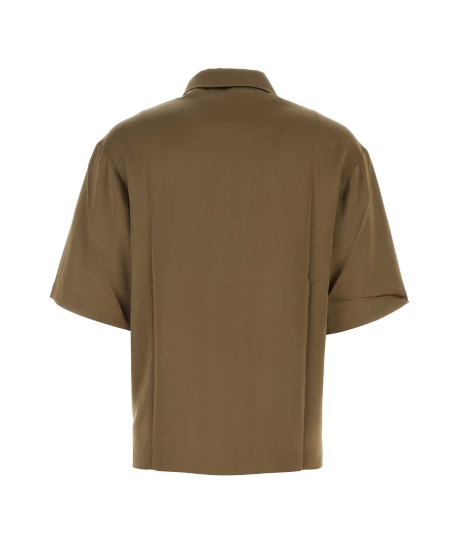 Tシャツ・カットソー nanushka SS24 Khaki satin shirt (NM24SSSH02766 DARKKHAKI) Nanushka Khaki Satin Shirt | italist