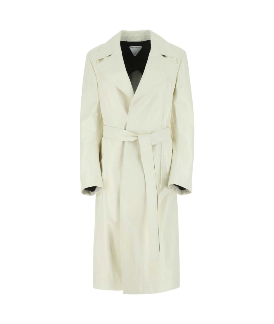 コート Bottega Veneta Ivory leather coat Bottega Veneta Ivory Leather Coat | italist