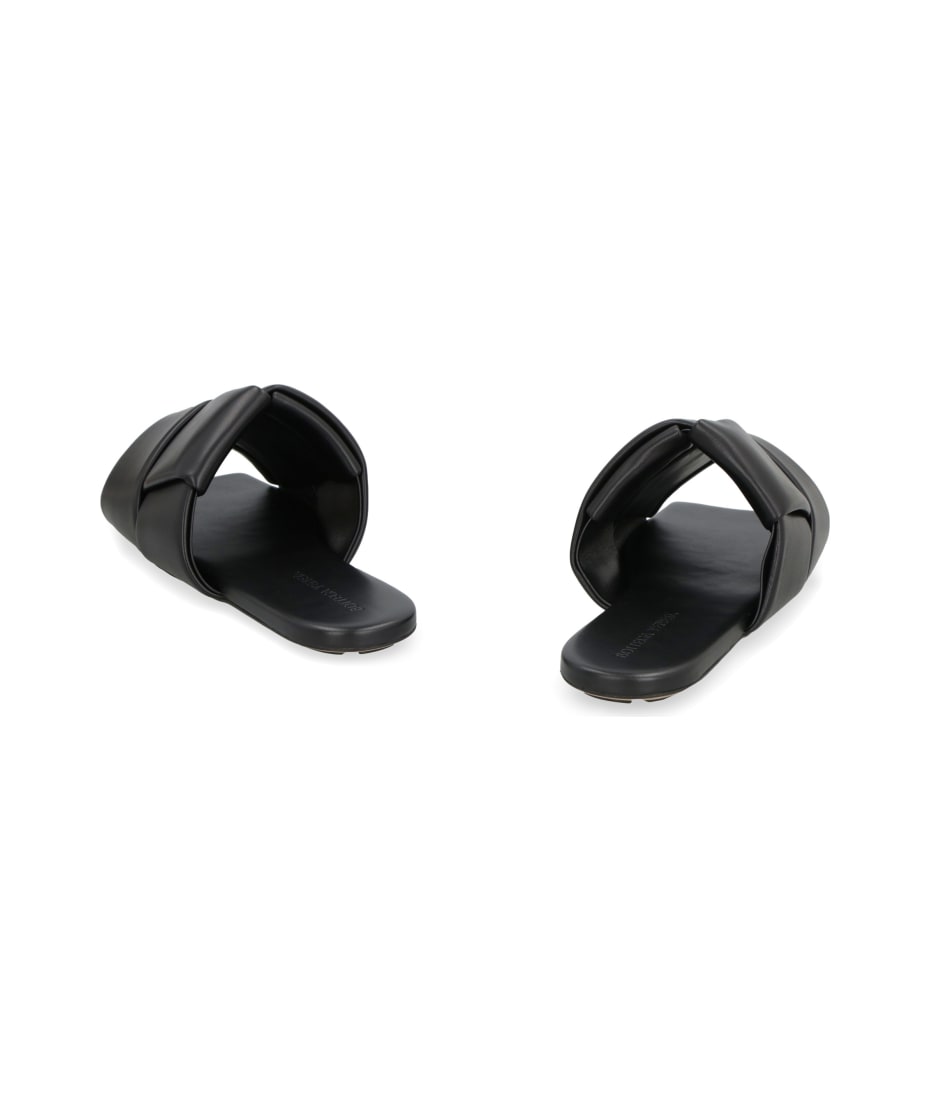 サンダル・ミュール Bottega Veneta Patch Slide Sandals Bottega Veneta Patch Mule Woven Leather Flat Sandals