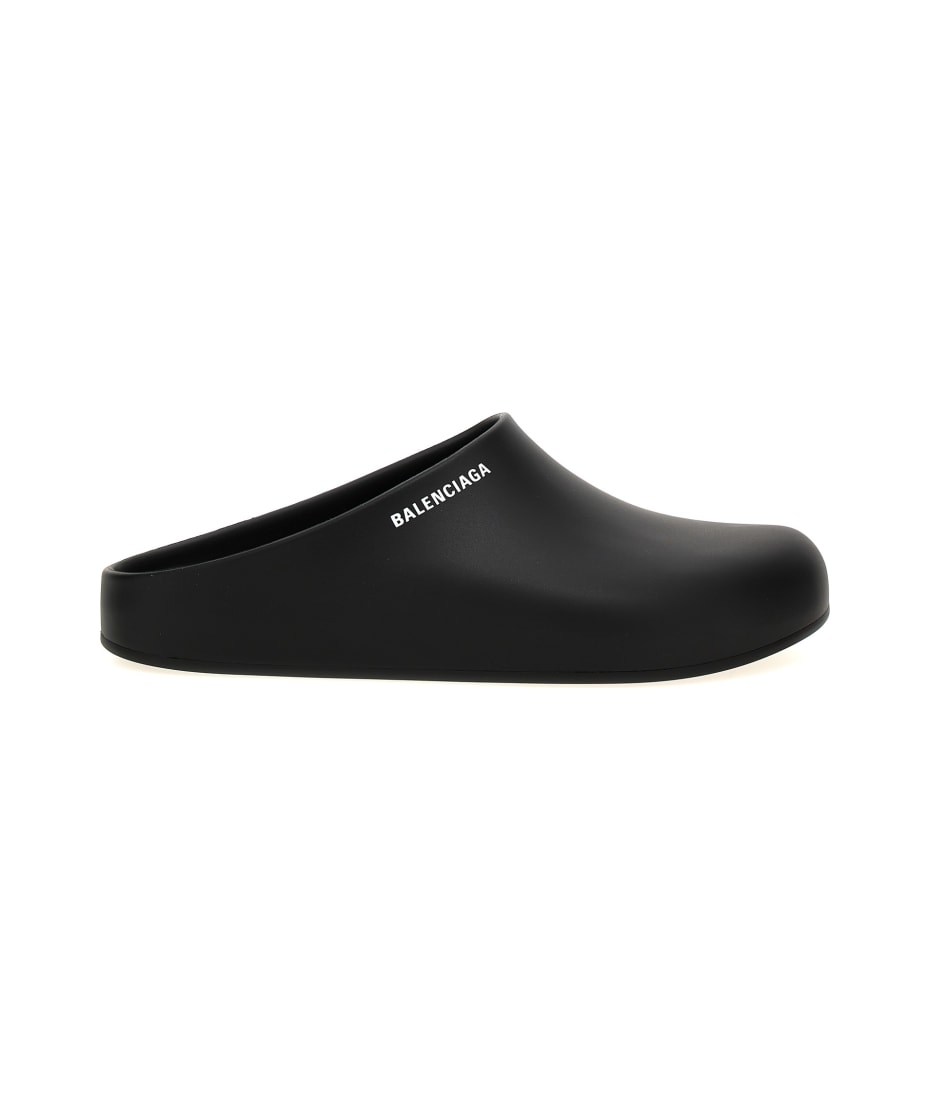 【BALENCIAGA】ミュール SLIDE Balenciaga Pool Slide Sandal | Saks Fifth Avenue