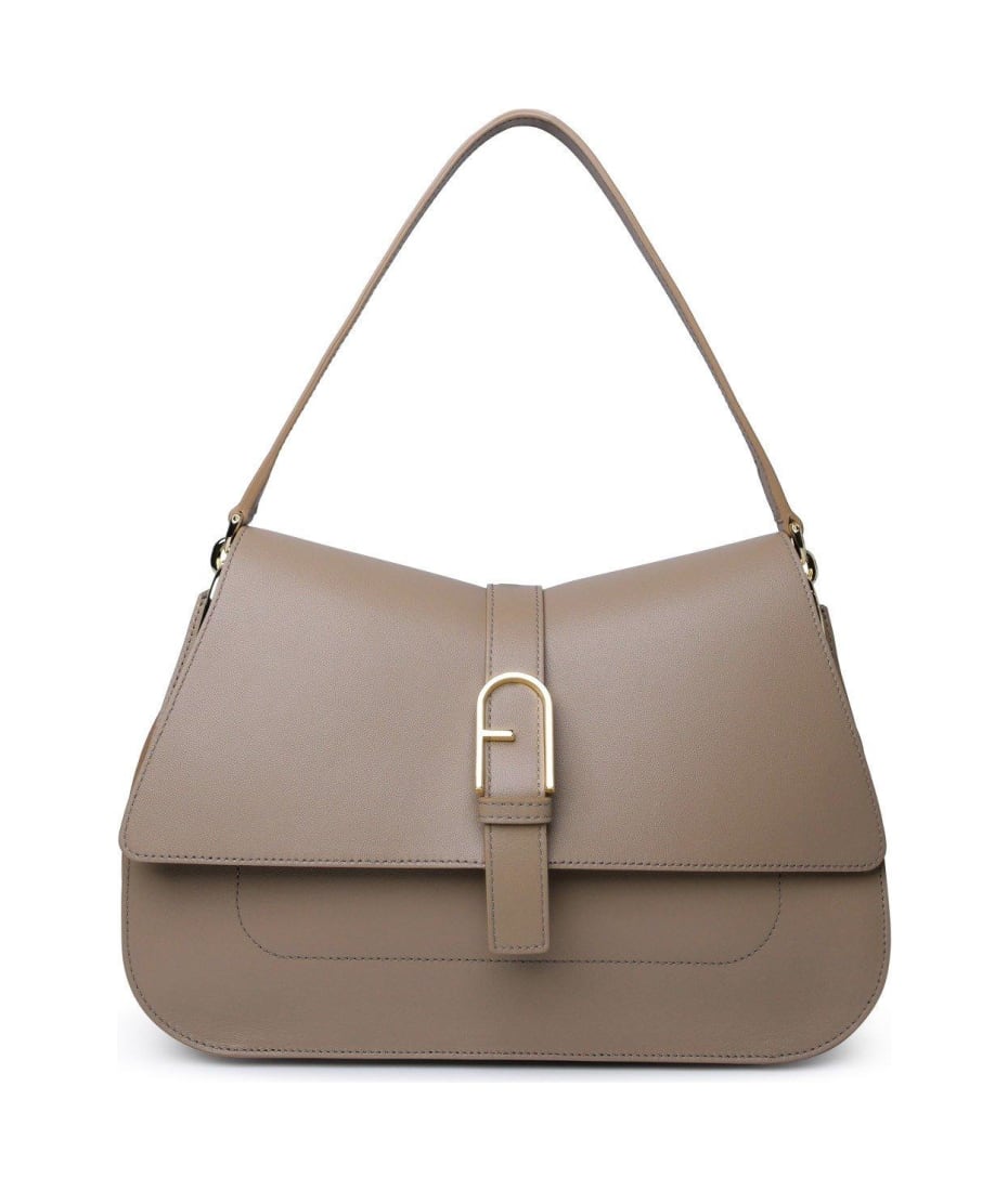 【送料&関税込】Furla Flow Logo Plaque Tote Bag Furla Flow Logo Plaque Tote Bag | italist