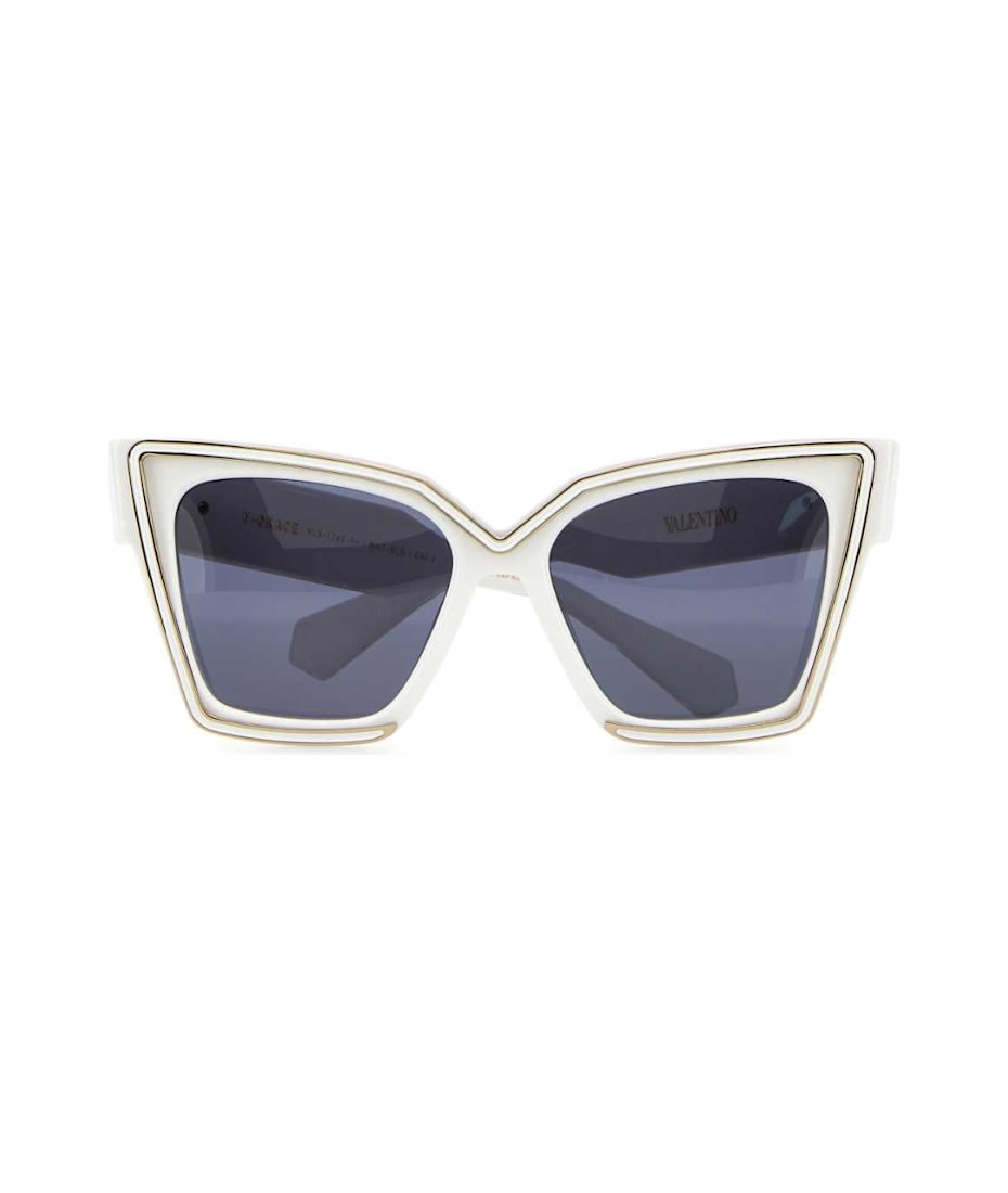 【関税&送料込】Valentino Garavani White Acetate V-Grace Sun Valentino Garavani White acetate V-Grace sunglasses - White