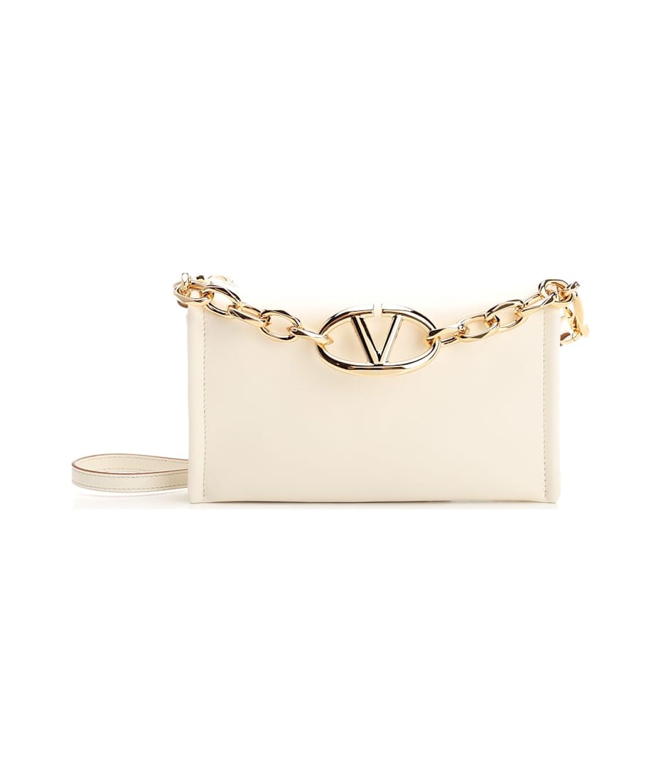 【関税込み】VALENTINO GARAVANI 'VLOGO CHAIN' CLUTCH BAG 0400021565449_BLACK?wid=600&