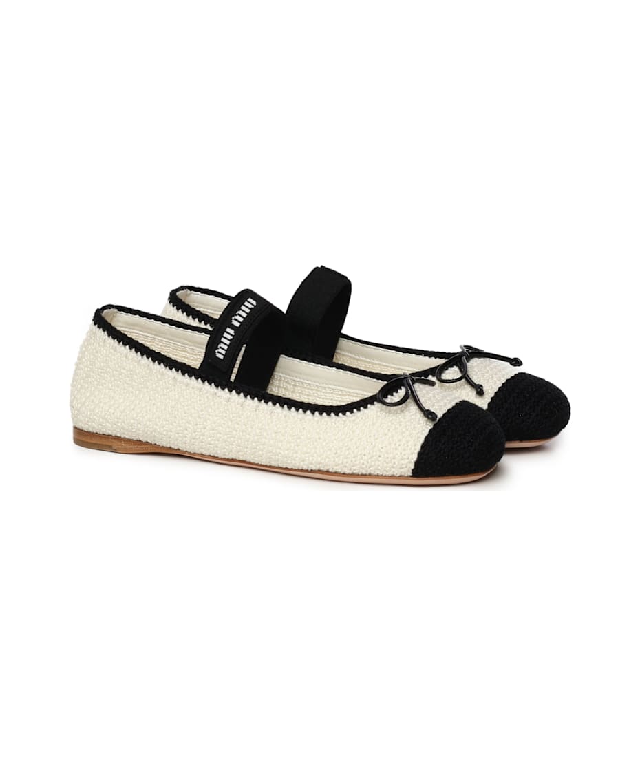 Two-tone Crochet Ballerinas