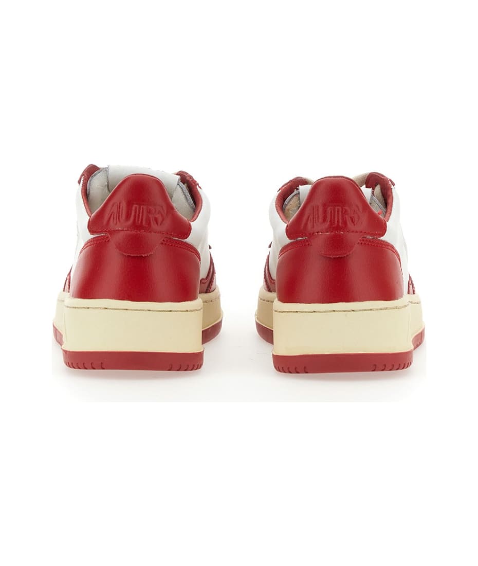 【送料&関税込】Autry 01 Sneakers In Red Leather Autry 01 Sneakers In Red Leather | italist