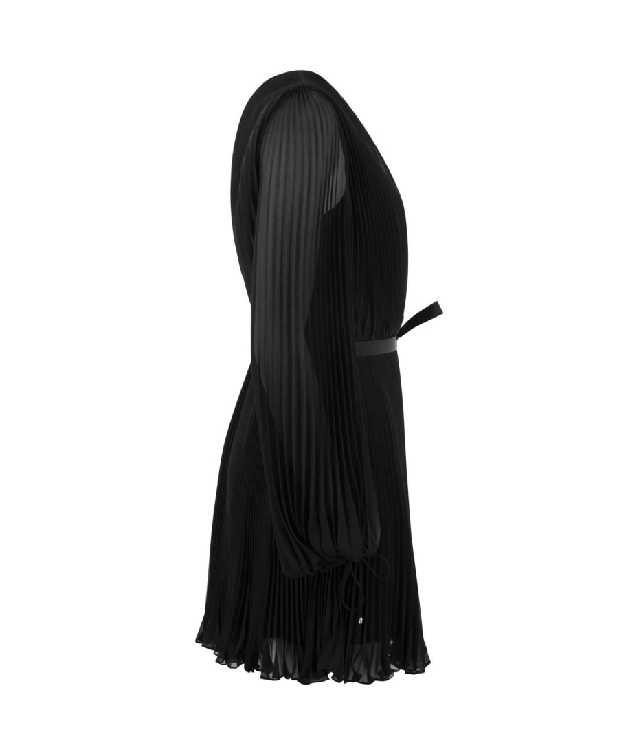 【送料&関税込】Max Mara V-neck Pleated Mini Dress Pleated V-neck dress | Max Mara | Maxi | Simons