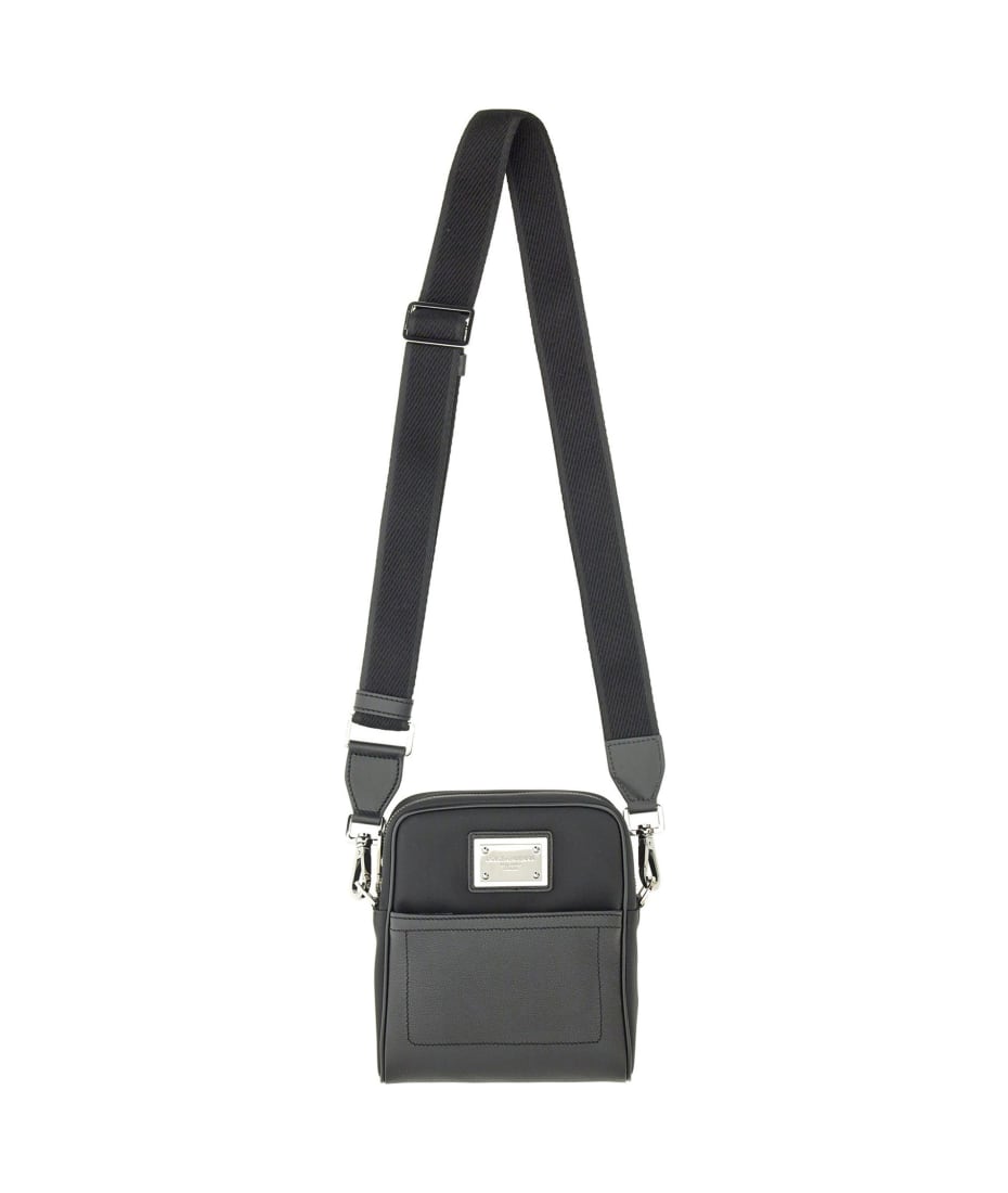 ショルダーバッグ・ポシェット Dolce & Gabbana Black Crossbody Bag With Logo Plaque Dolce & Gabbana Black Logo Plaque Leather Buckled Shoulder