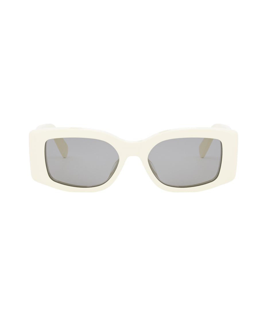 【送料&関税込】Celine Maxi Triomphe Cl40282u - Ivory Sungla Celine Maxi Triomphe Cl40282u - Ivory Sunglasses | italist
