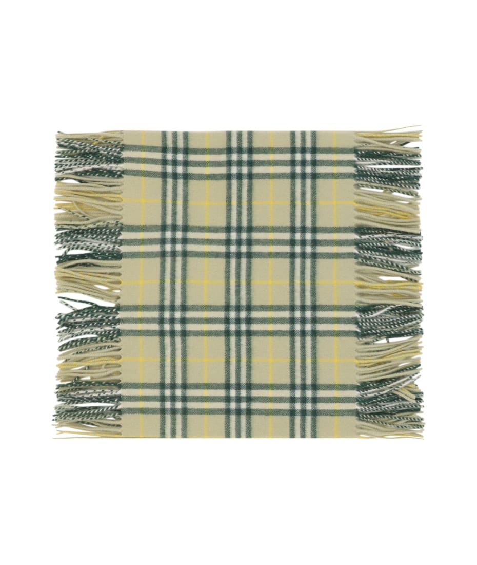 【送料&関税込】Burberry Check Printed Frayed-edge Scarf Burberry Vintage Check Printed Frayed-Edge Scarf 8090751