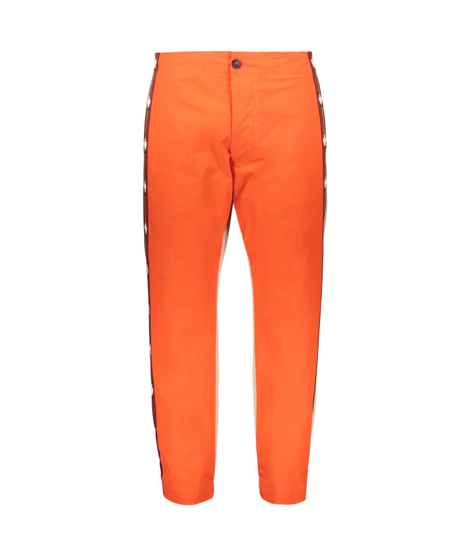 Dsquared2 シャシハラッツォハンツ S75KB0452S23138 900 Dsquared2 Track-pants With Contrasting Side Stripes
