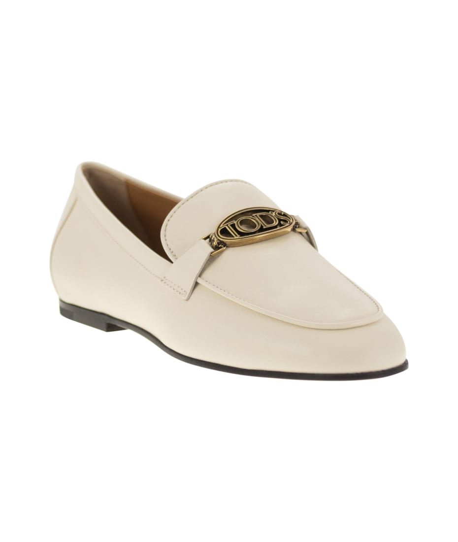 Tod's Leather Loafer With Accessory | italist