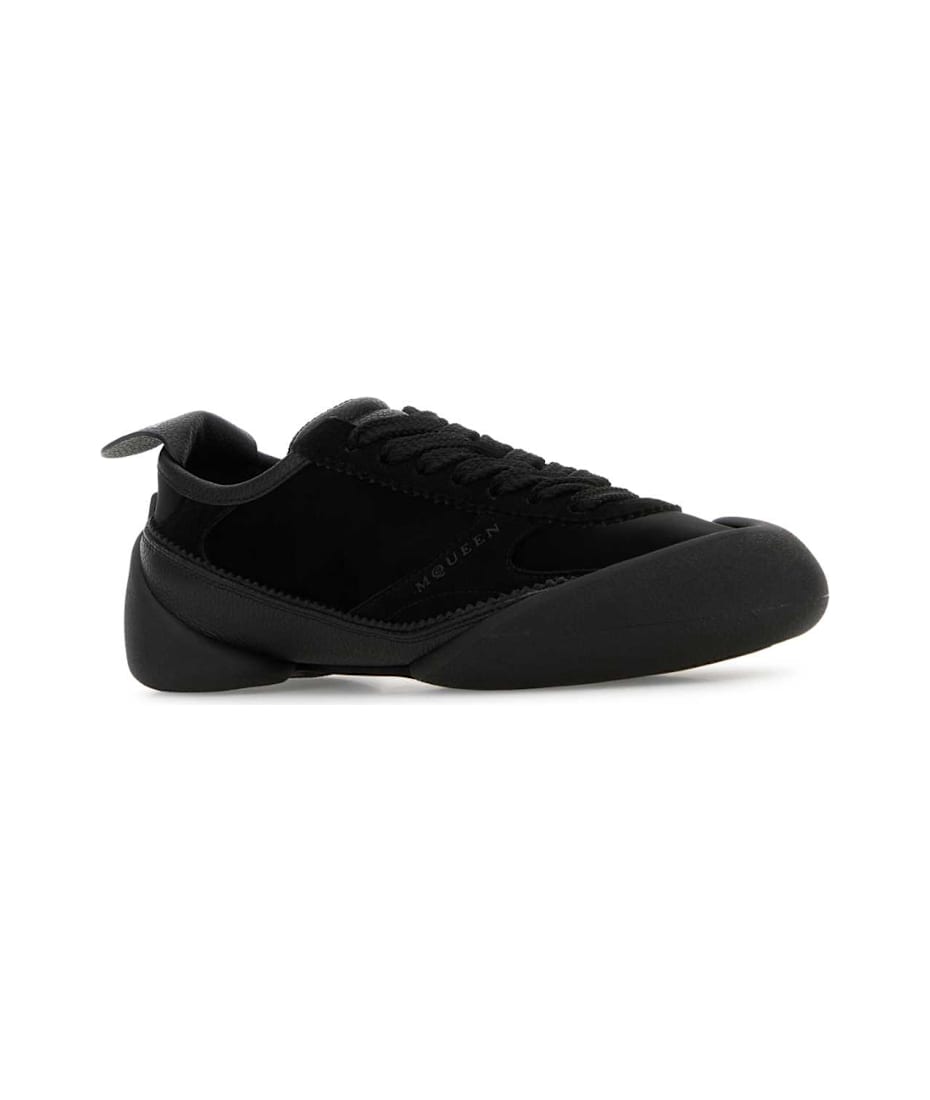 【関税&送料込】Alexander Mcqueen Black Canvas And Suede Sne Alexander McQueen Black Canvas And Suede Sneakers | italist