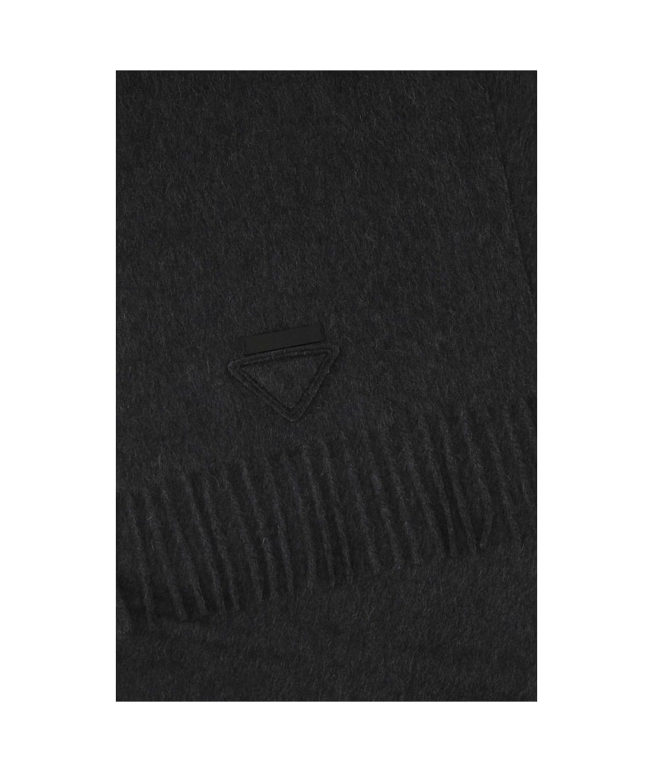 【送料&関税込】Prada Charcoal Cashmere Scarf Prada Charcoal Cashmere Scarf | italist