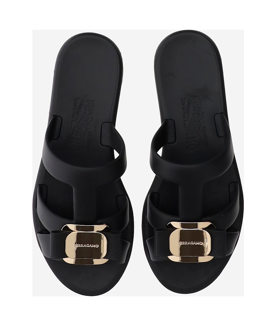 VIP【送料関税込】FERRAGAMO New Vara Rubber Sandals Ferragamo New Vara Rubber Sandals | italist