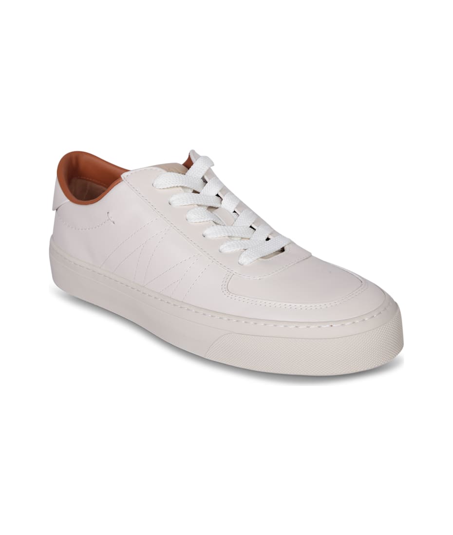 【送料&関税込】Moncler Monclub Low White Sneakers Moncler Monclub Low White Sneakers | italist