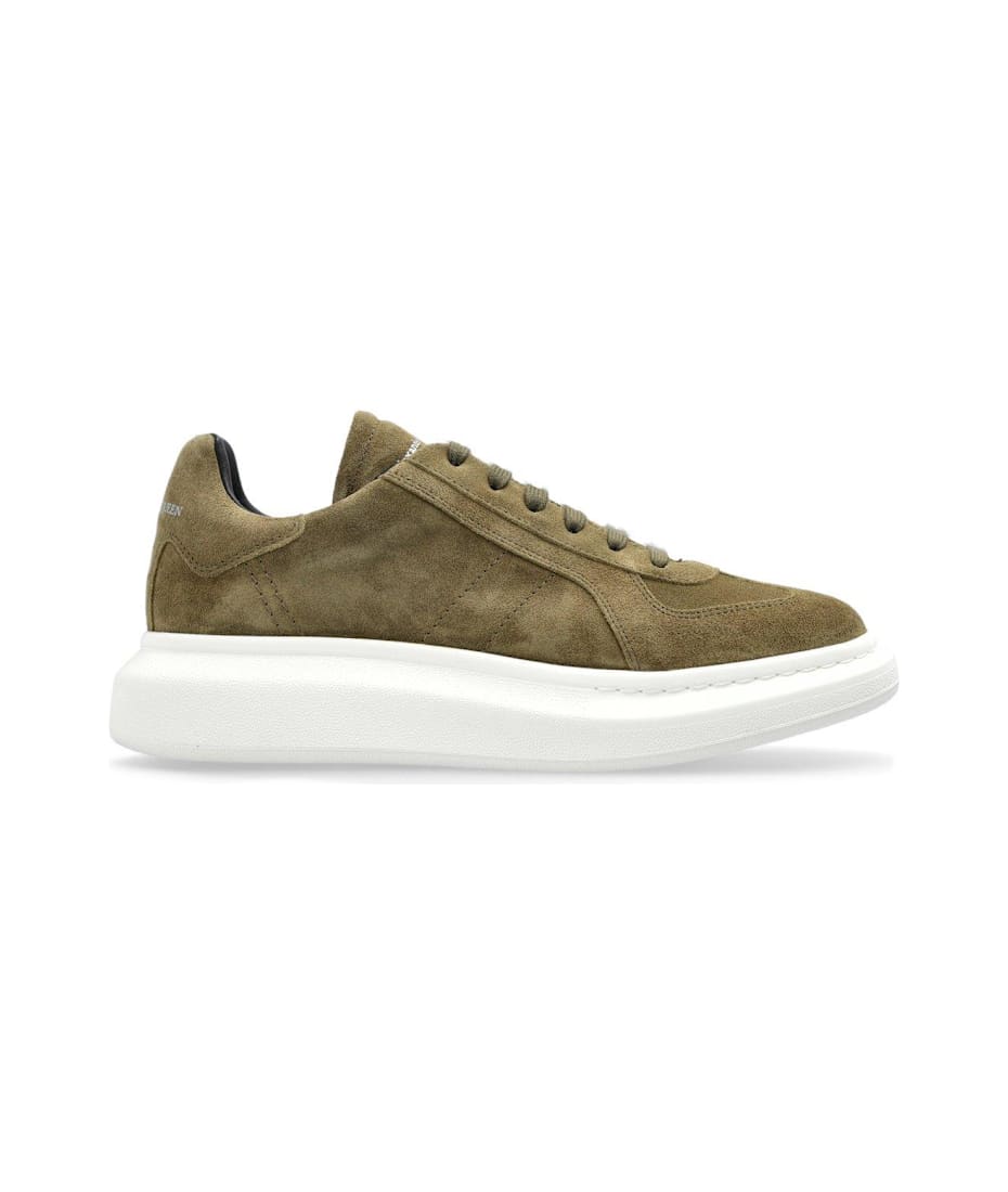 【送料&関税込】Alexander McQueen Oversized Retro Lace-up Sn Alexander McQueen Oversized Retro Lace-up Sneakers | italist