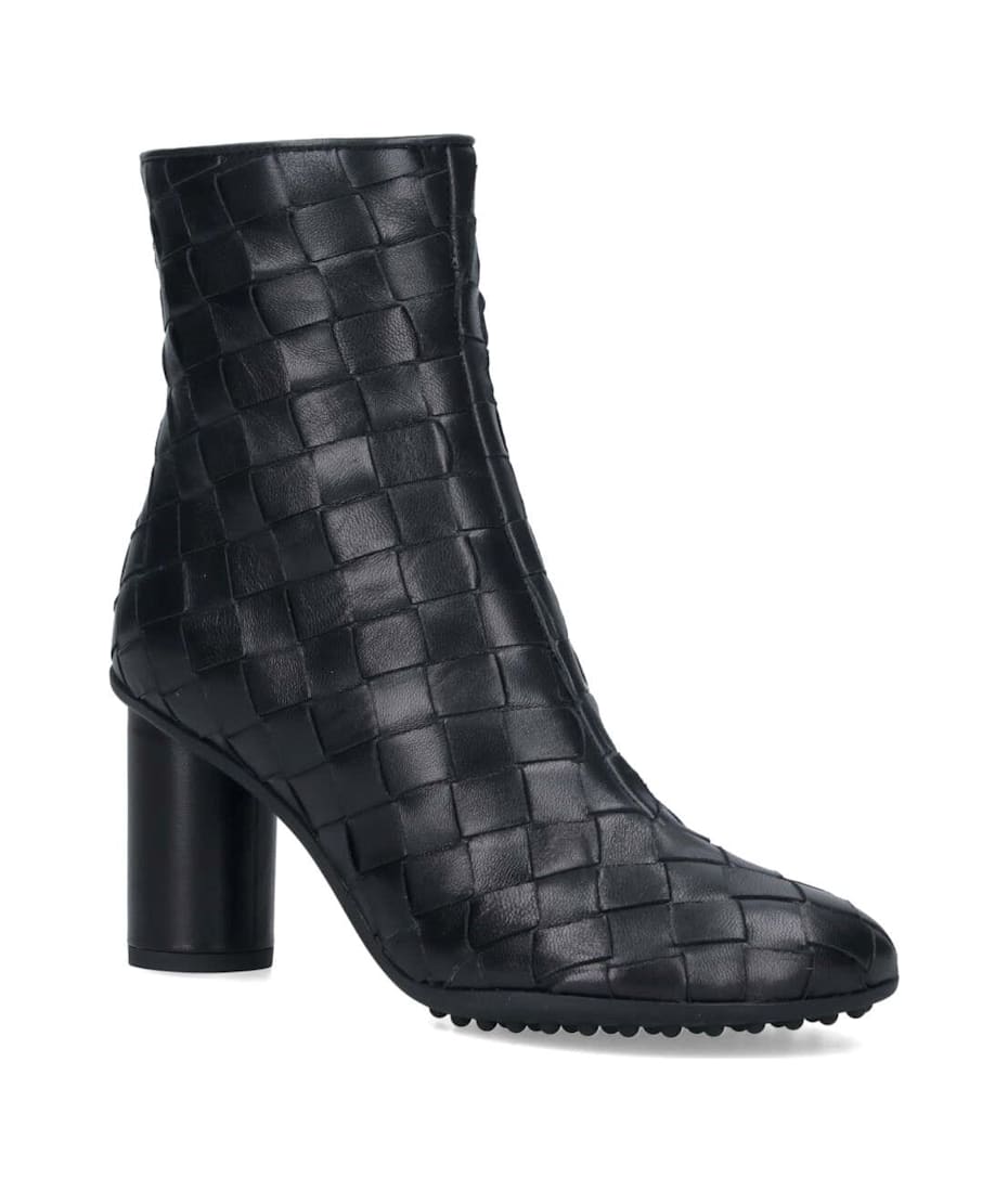 【関税＆送料込み】Bottega Veneta Atomic Leather Ankle Boot Patent leather ankle boots in brown - Bottega Veneta | Mytheresa