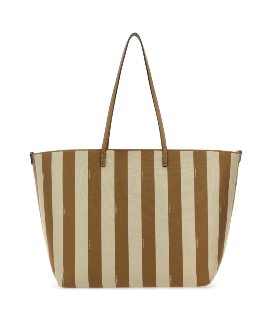 トートバッグ FENDI EMBROIDERED FABRIC LARGE ROLL REVERSIBLE SHOPPING BAG Fendi Embroidered Fabric Large Roll Reversible Shopping Bag