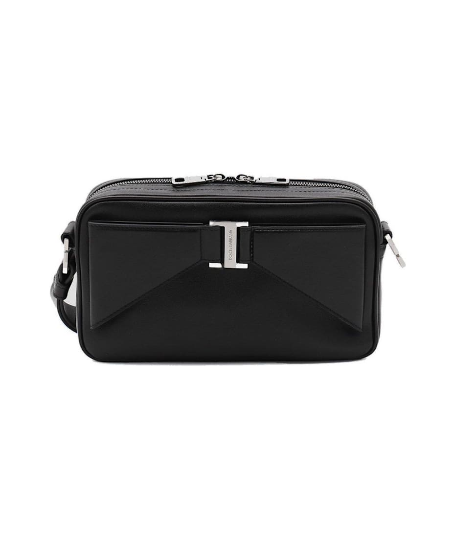 【送料&関税込】Dolce & Gabbana Logo Tag Zipped Messenge Dolce & Gabbana Logo Tag Zipped Messenger Bag | italist