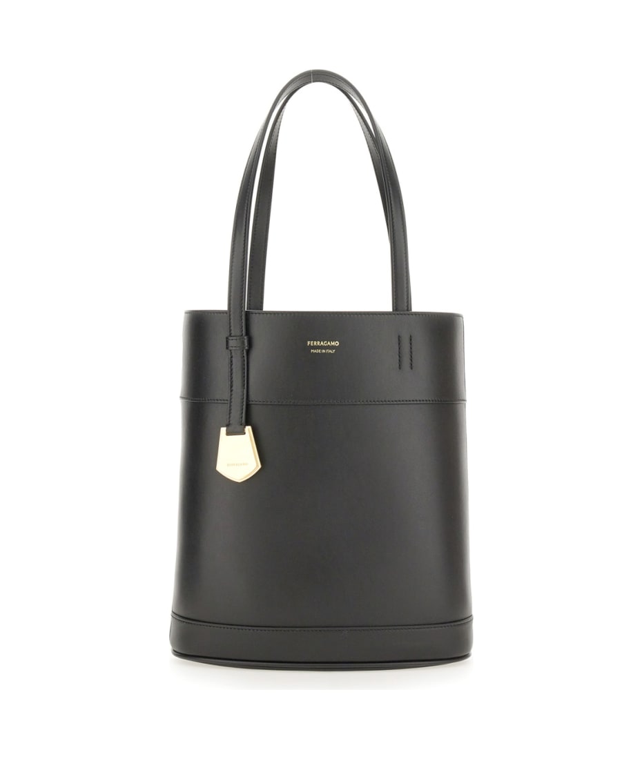 フェラガモ ノースサウス スモールチャーミング トートバッグ 楽天市場】フェラガモ FERRAGAMO トートバッグ スモール