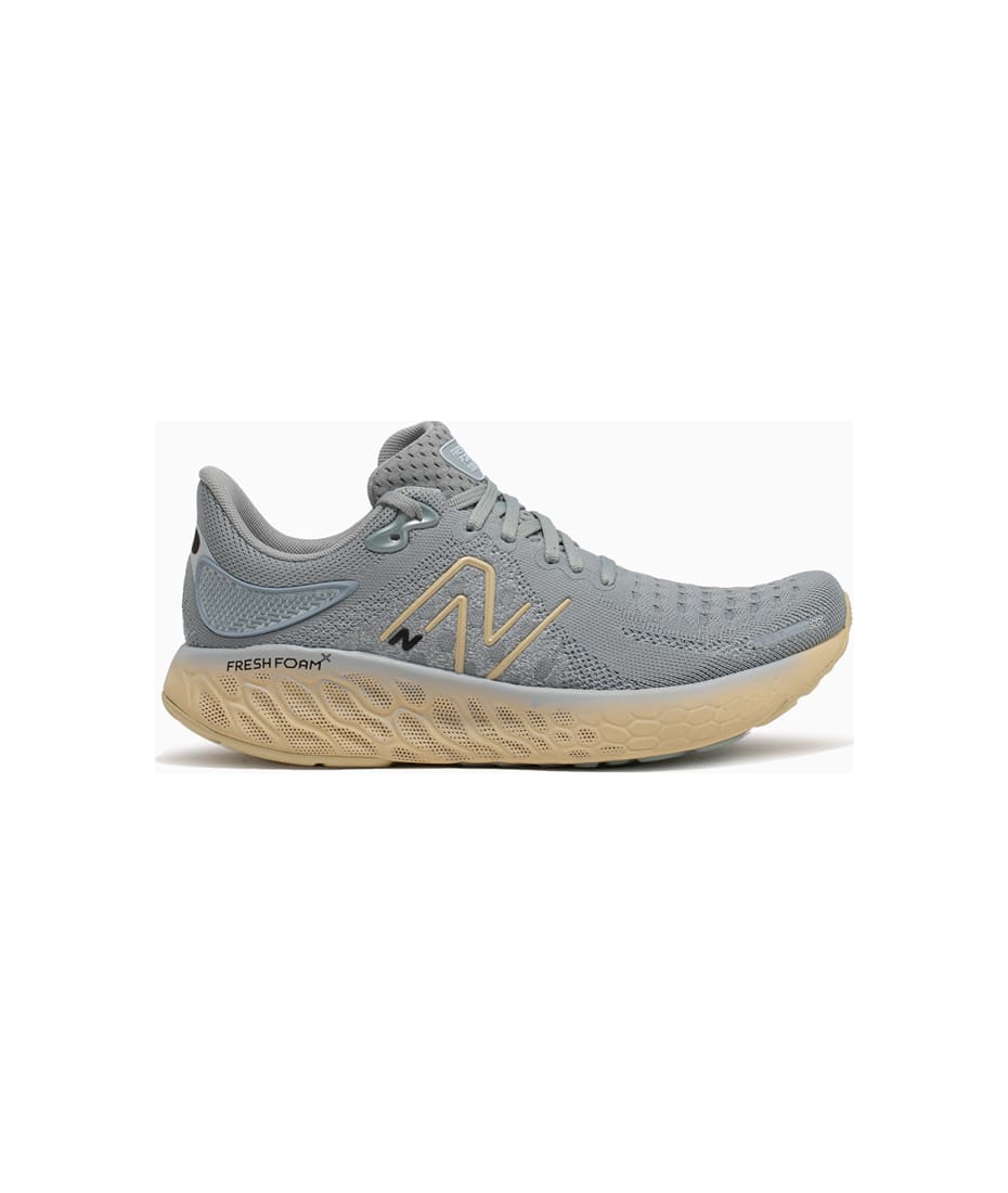 New Balance V12 Sneakers M1080a12 |