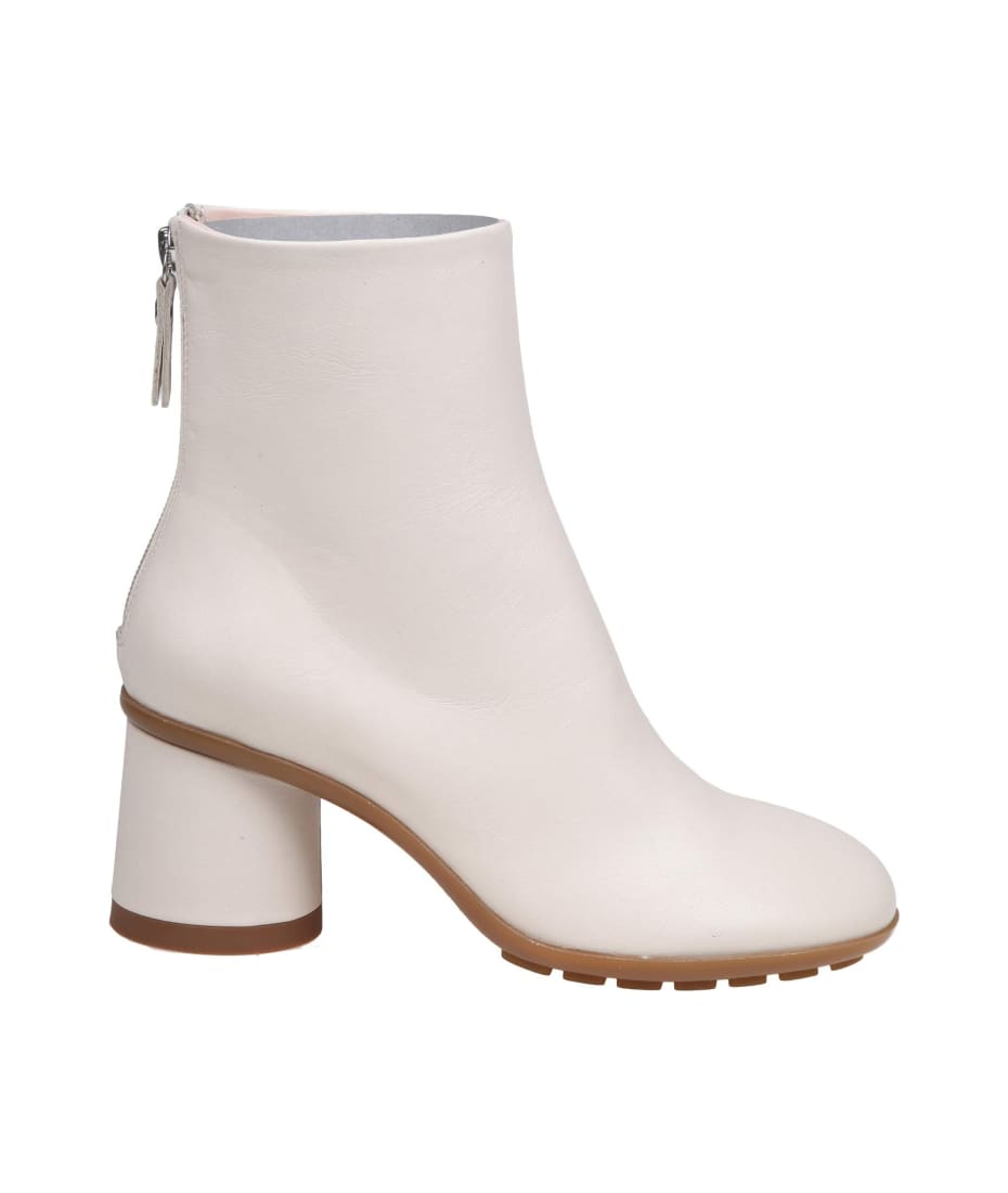 ショートブーツ・ブーティ AGL D245509PGSOFTY0119 Ankle Boots curvy in chalk color AGL Curvy Ankle Boots In Chalk Color Leather | italist