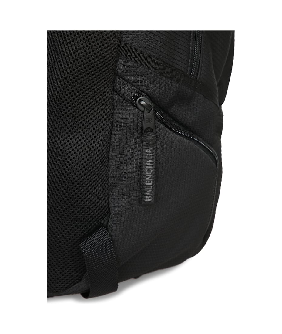 バックパック・リュック Balenciaga Black Fabric Unity Backpack Balenciaga Medium Unity Backpack | Black | FARFETCH