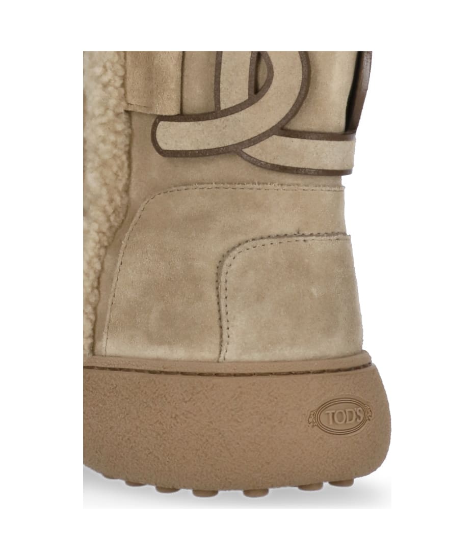 【送料&関税込】Tod's Cappuccino Suede Ankle Boots Tod's Cappuccino Suede Ankle Boots | italist