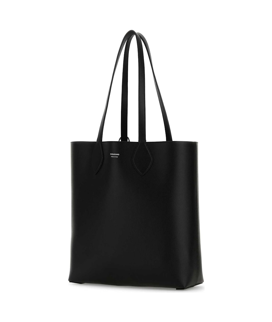 トートバッグ Salvatore Ferragamo Black Leather Allover Shopping Bag Ferragamo Black Leather Allover Shopping Bag | italist