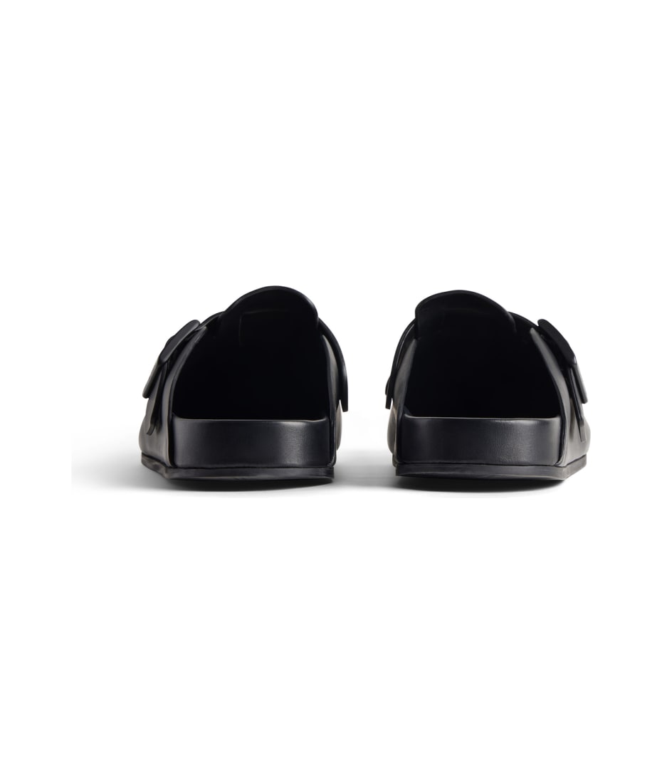 【BALENCIAGA】スタッドディテール スリッポンサンダル Balenciaga Sabot | italist