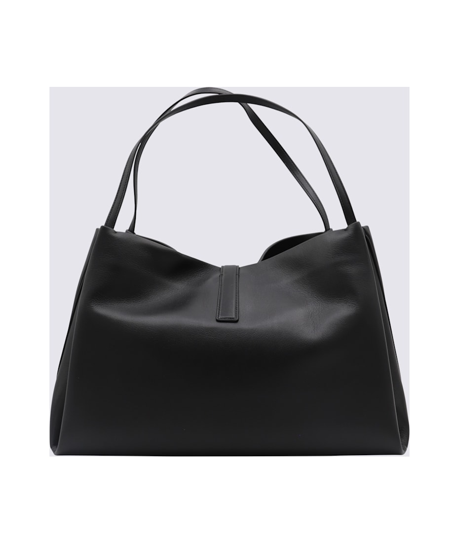 ★関税込み★ FERRAGAMO BLACK LEATHER SHOULDER BAG Ferragamo Black Leather Shoulder Bag | italist
