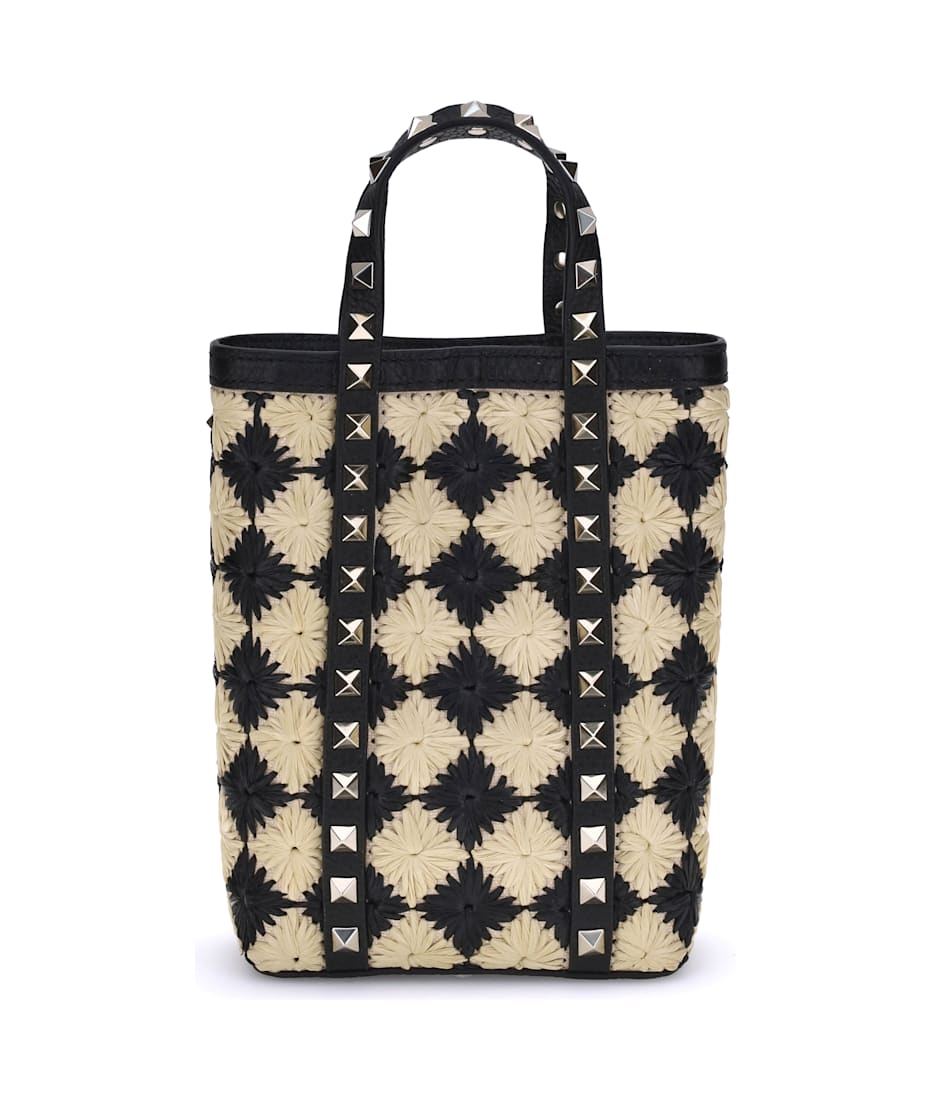 【関税＆送料込み】Valentino Garavani Mini Rockstud Tote Ba Rockstud Mini leather tote bag in white - Valentino Garavani