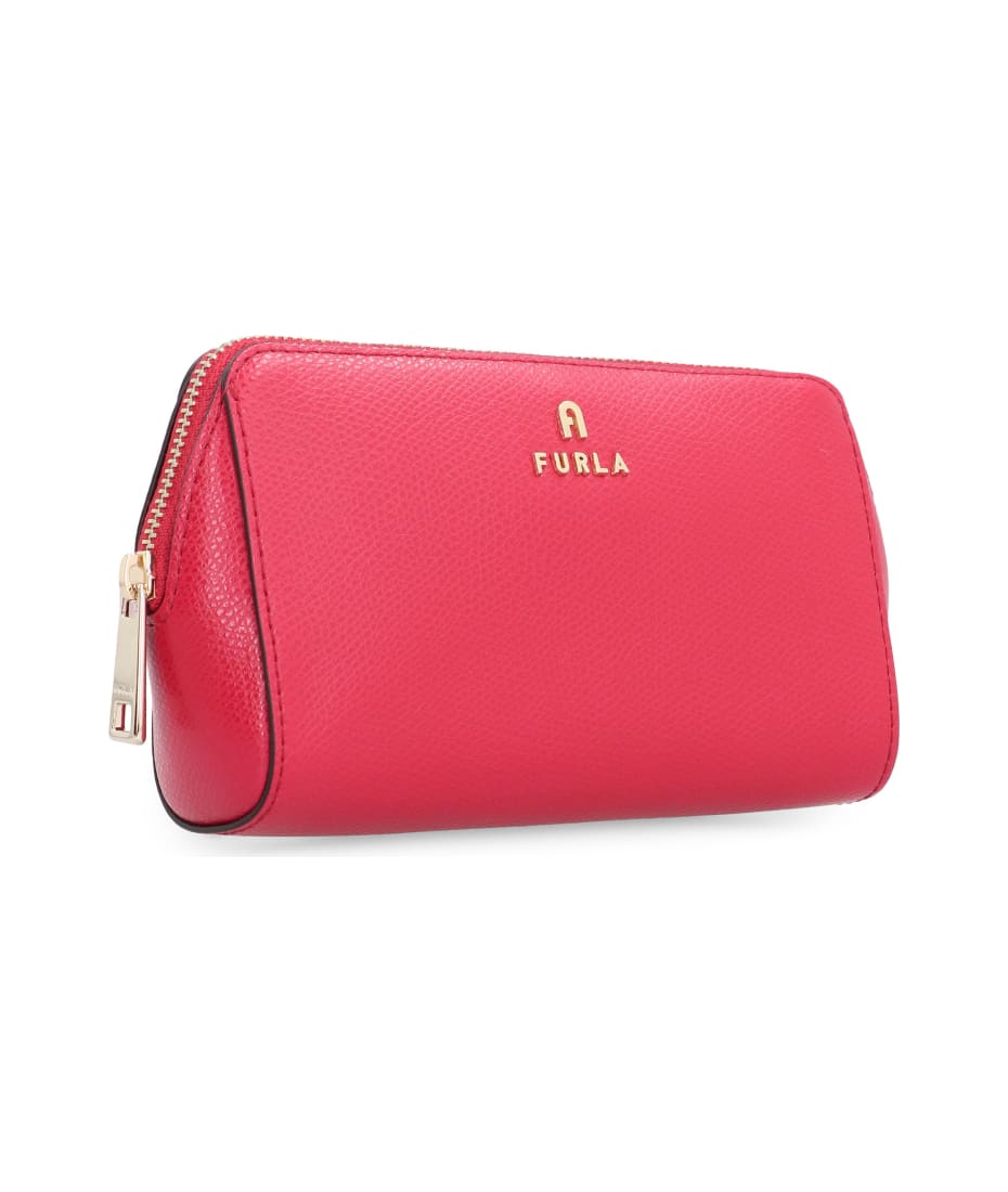 【送料&関税込】Furla Camelia Leather Beauty Case Furla Camelia Leather Beauty Case | italist