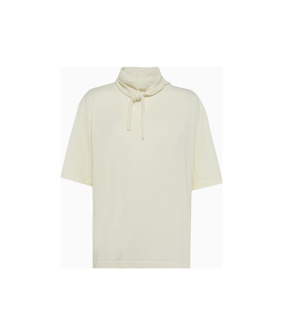 【関税込み】LEMAIRE グレー Foulard 半袖Tシャツ Lemaire T-Shirt with Foulard - Chalk | Garmentory