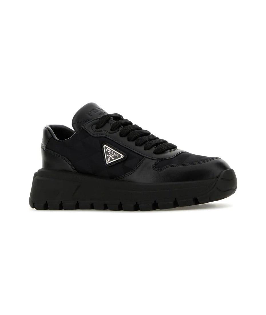 PRADA ブラック スニーカー 8½ Prada Black Leather And Nylon Sneakers | italist