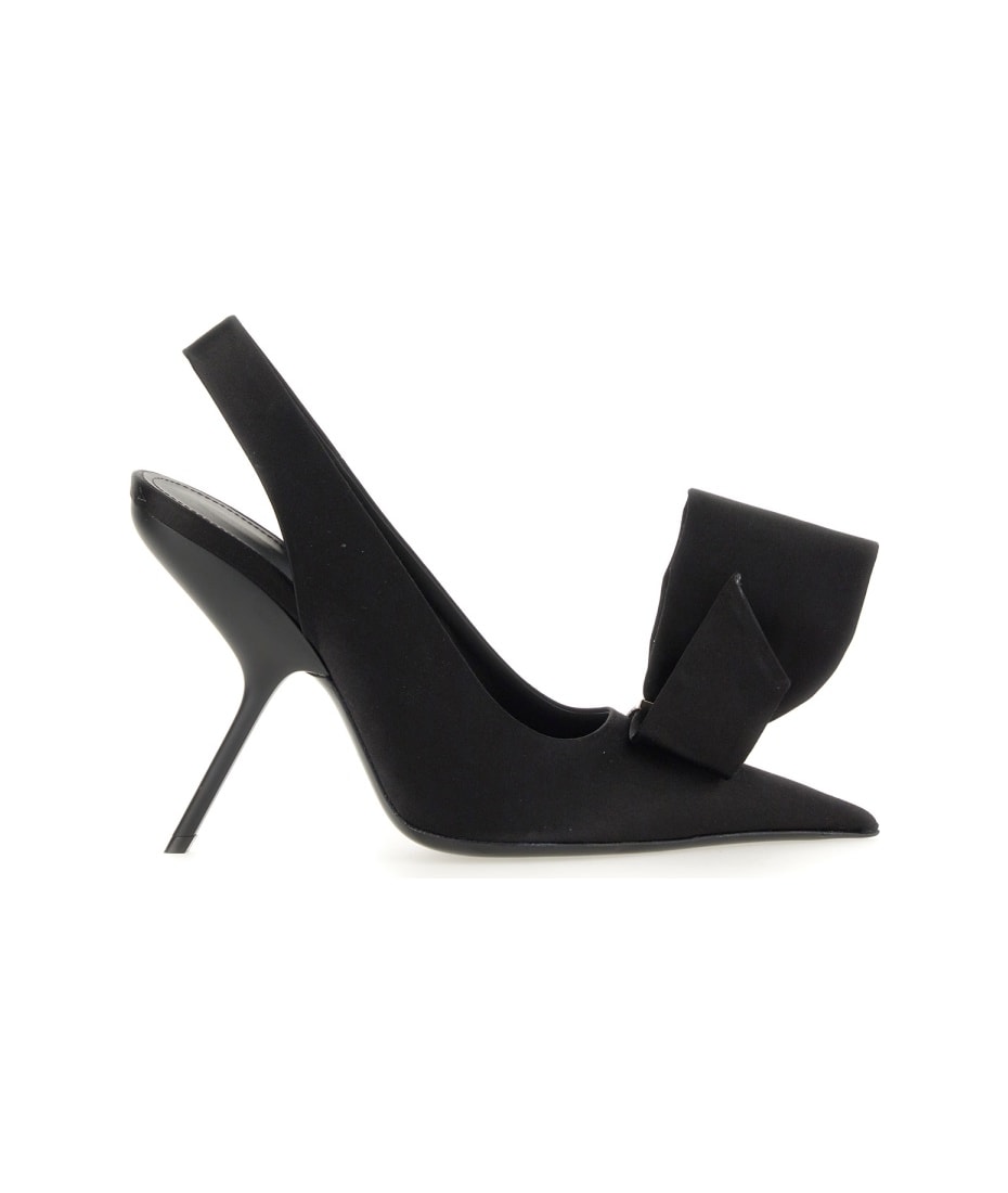 サンダル・ミュール FERRAGAMO SANDAL WITH ASYMMETRICAL BOW (763016_01F796NERO) Ferragamo Sandal With Asymmetrical Bow | italist