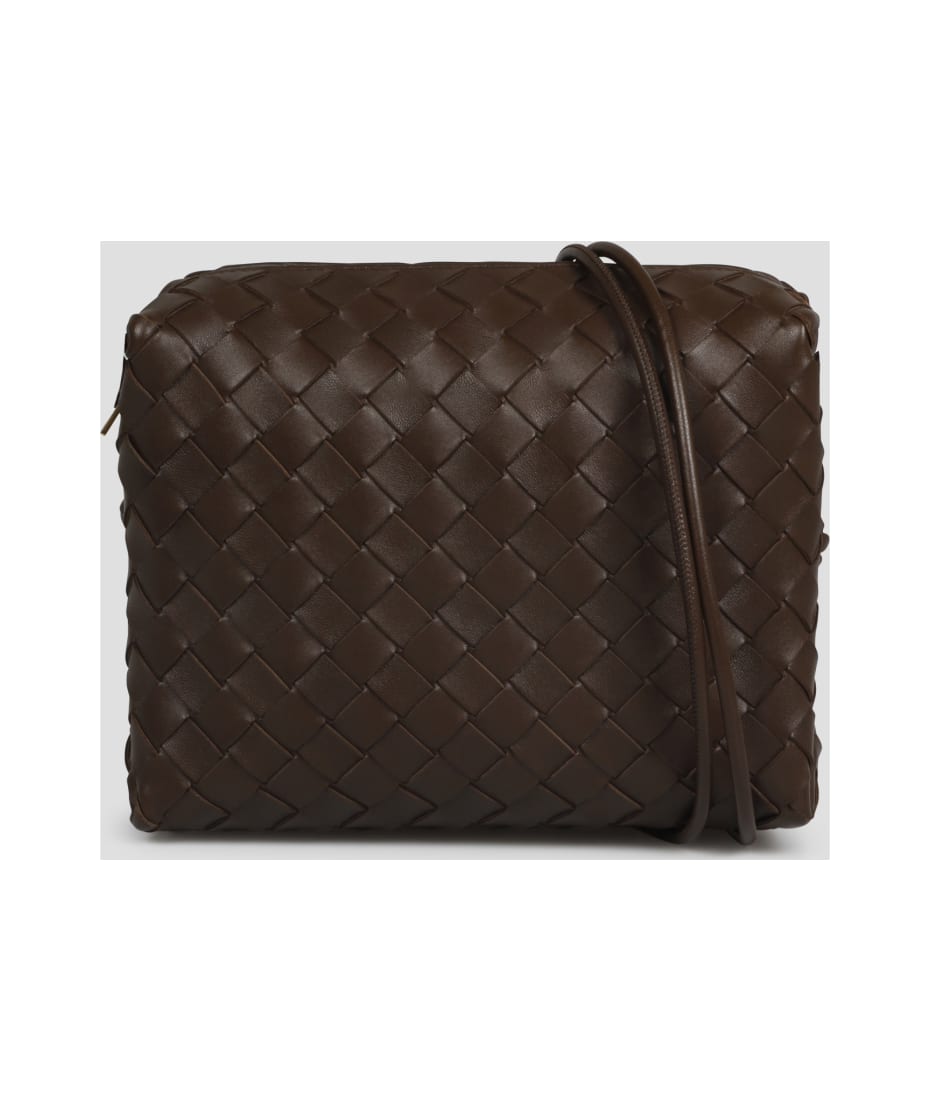 BROWN BOTTEGA VENETA SMALL LOOP CAMERA BAG (723548V1G11)