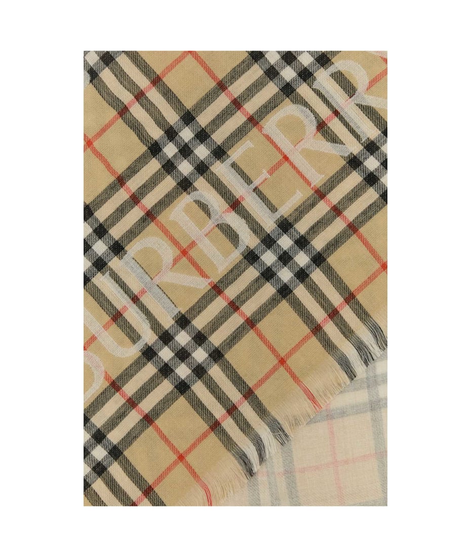 【Burberry】Embroidered Wool Scarf Burberry Embroidered Wool Scarf | italist