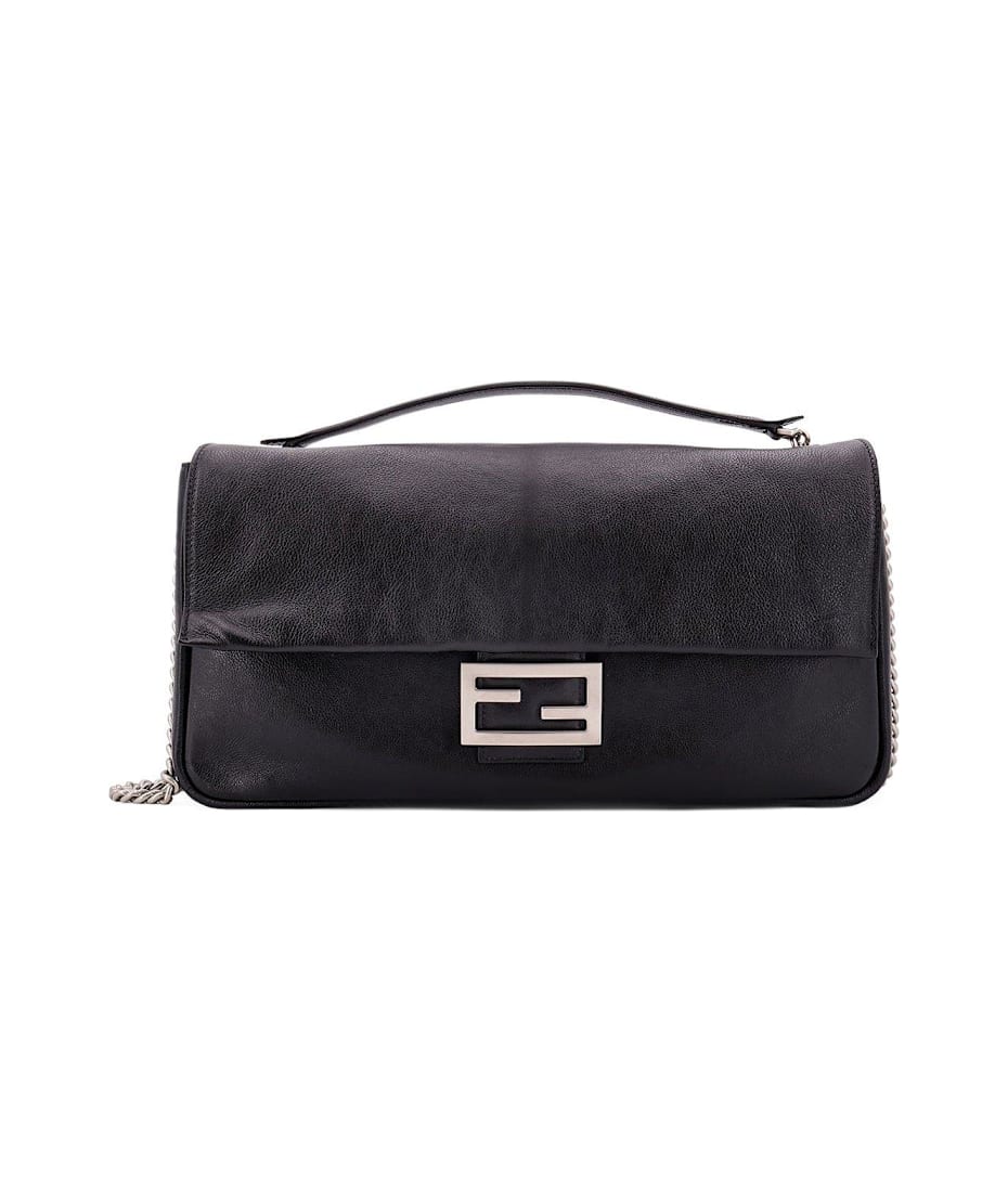 【関税&送料込】Fendi Baguette Chain Large Shoulder Bag Fendi Baguette Chain Large Shoulder Bag | italist