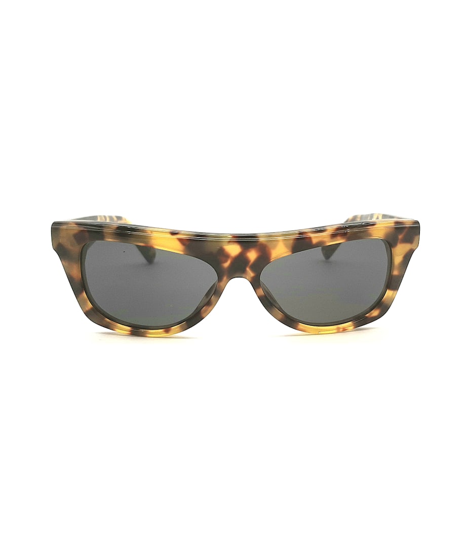 【送料&関税込】Jacquemus PINA Sunglasses - Unisex Jacquemus The Pina Sunglasses | Black | FARFETCH JO